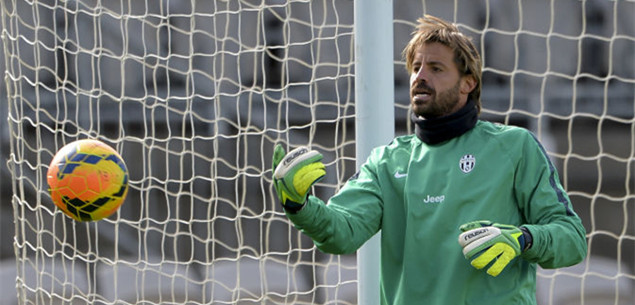 辽宁的冬天也太全面了 冬季海上挑战赛激情开赛 助力打造大连“冬泳之都”（辽宁冬季百态尽显：海上挑战赛热血开赛，助力大连打造“冬泳之都”）