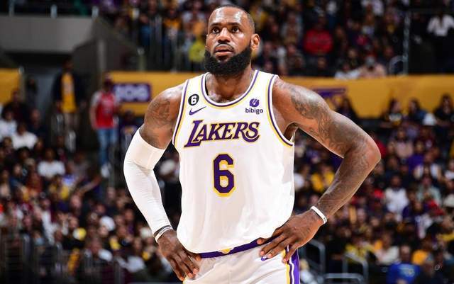 来自转会市场的报道：众所周知，皇家马德里的门将卢...（转会市场曝：皇马门将卢宁最新动向引关注）