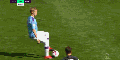 惊天争议！西班牙人1-0巴列卡诺，裁判两红牌+点球引爆全场！