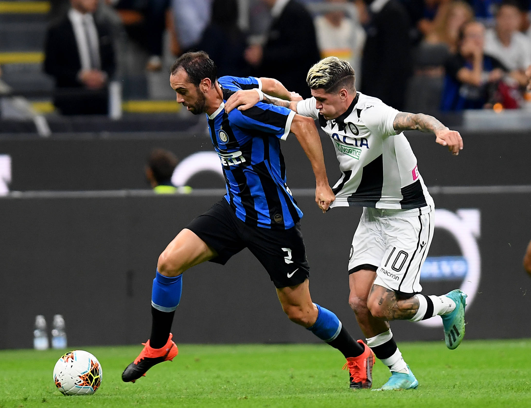 2026澳网亚太区外卡赛男单第一轮：布云朝克特战胜对手晋级8强（2026澳网亚太外卡赛男单首轮：布云朝克特取胜挺进八强）