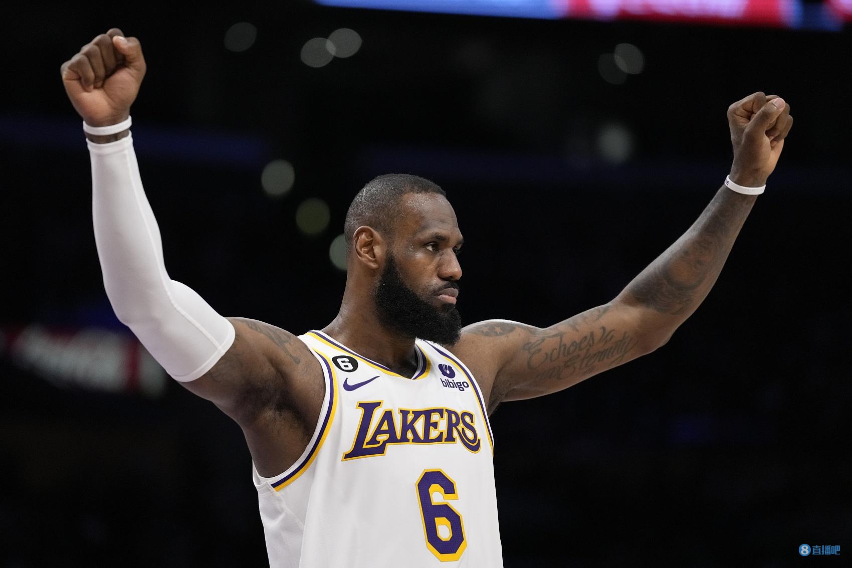 独一档！库里单场7&8&9&10记三分的场次均位列历史第一（史无前例！库里单场投进7、8、9、10记三分的次数均为历史第一）