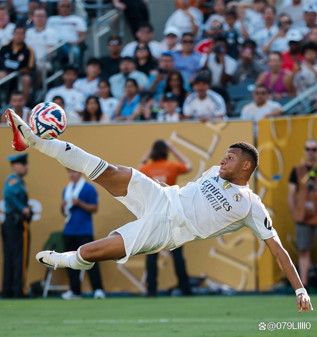 都体：弗拉泰西和阿切尔比寻求更多出场机会，后者想踢世界杯（都体报道：弗拉泰西、阿切尔比盼更多出场时间，阿切尔比目标世界杯）