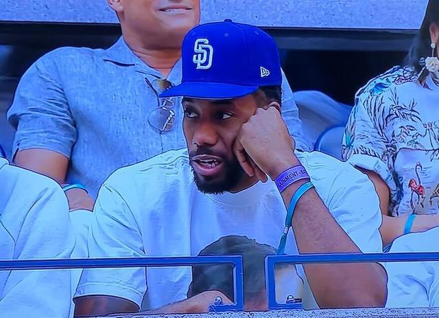 墨媒：22岁美国籍中场布里安被墨西哥归化，他曾代表美国出场（墨媒称22岁美籍中场布里安已被墨西哥归化，曾为美国队出战）