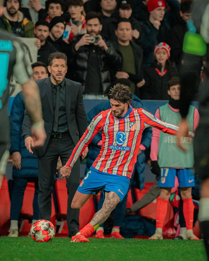 NBA杯战报：亚历山大37分8助，雷霆123-119险胜太阳