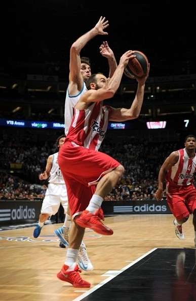 斯洛伐克1-0北爱尔兰，托马斯-博贝塞克一击制胜（博贝塞克制胜球助斯洛伐克1比0击败北爱尔兰）